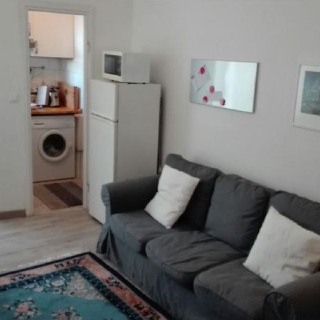 Nice Apartment In Milano, Close To Undergrond M3 Exteriör bild